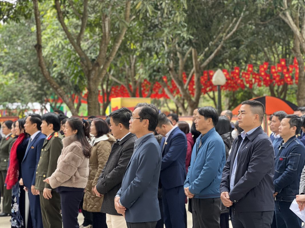 Công Ty Cổ Phần Dệt May Hoàng Thị Loan